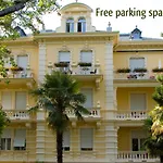 Westend Готель 3*