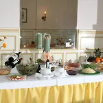 Westend Готель 3*