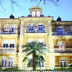 Westend 3*