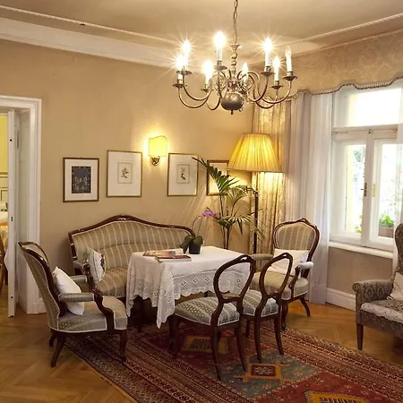 Hotel Westend 3*
