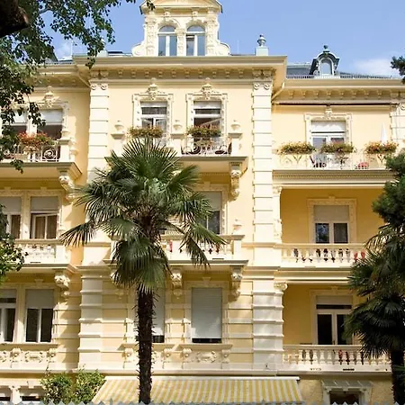 Hotel Westend 3*