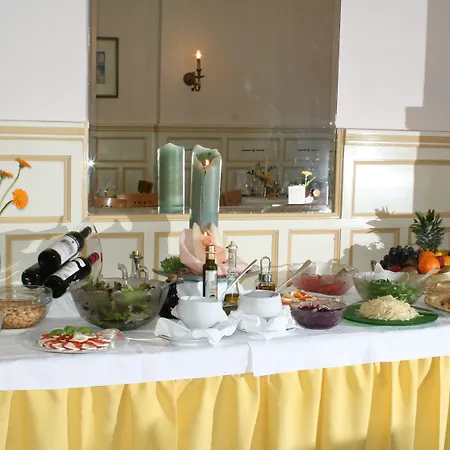 Westend Hotel 3*