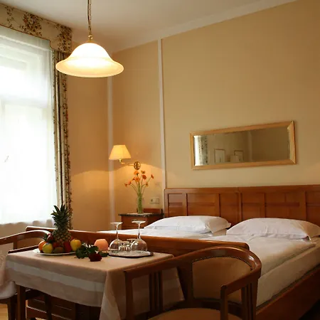 Westend Hotel